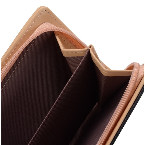 Tan women’s wallet leaf embellishments - Picture 2 of 8